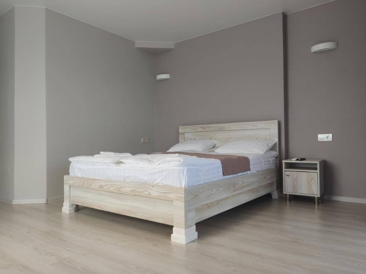 Chorna Skelya & Wellness Hotel 2*