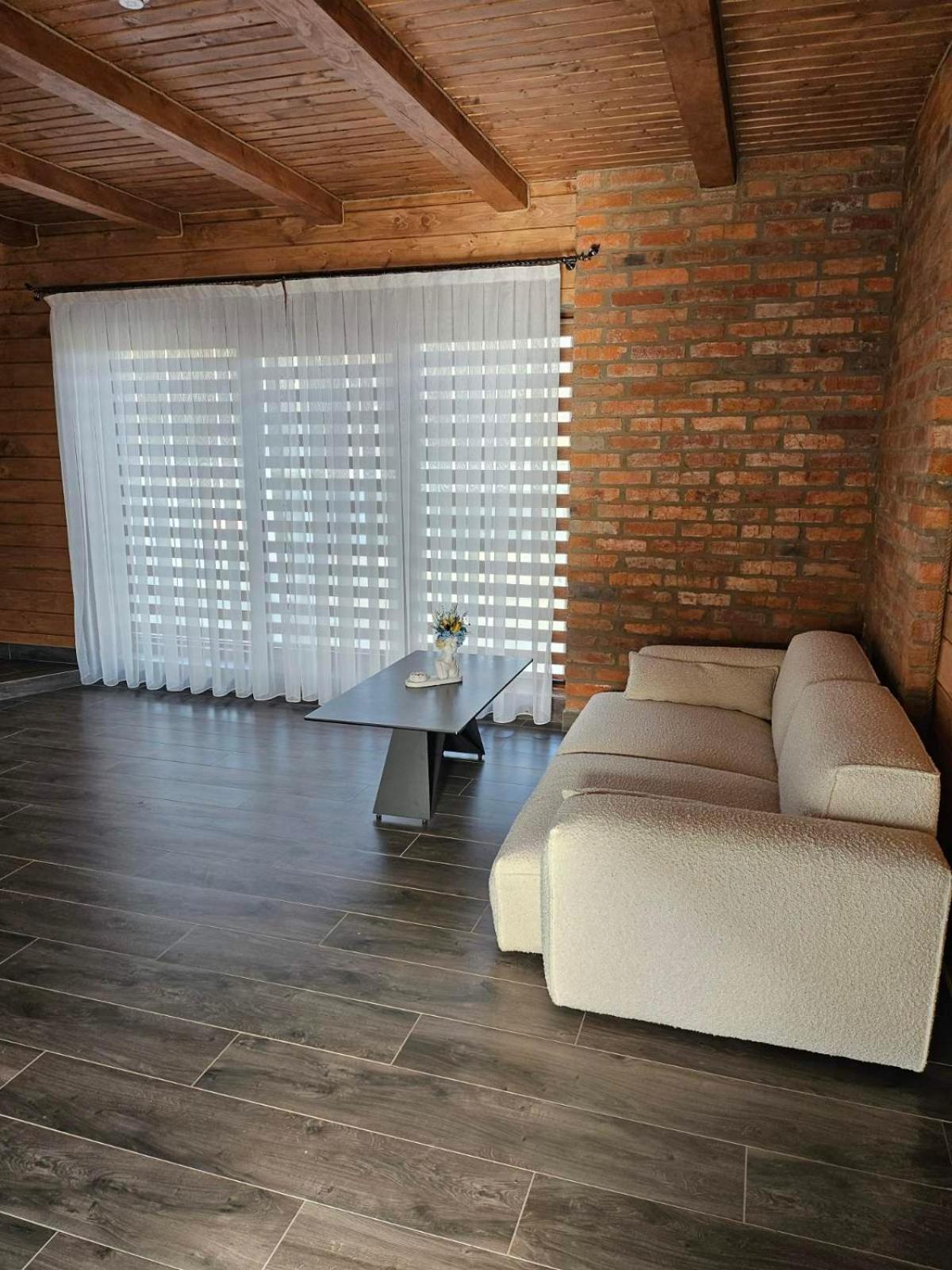 Hotel Chorna Skelya & Wellness Wynohradiw