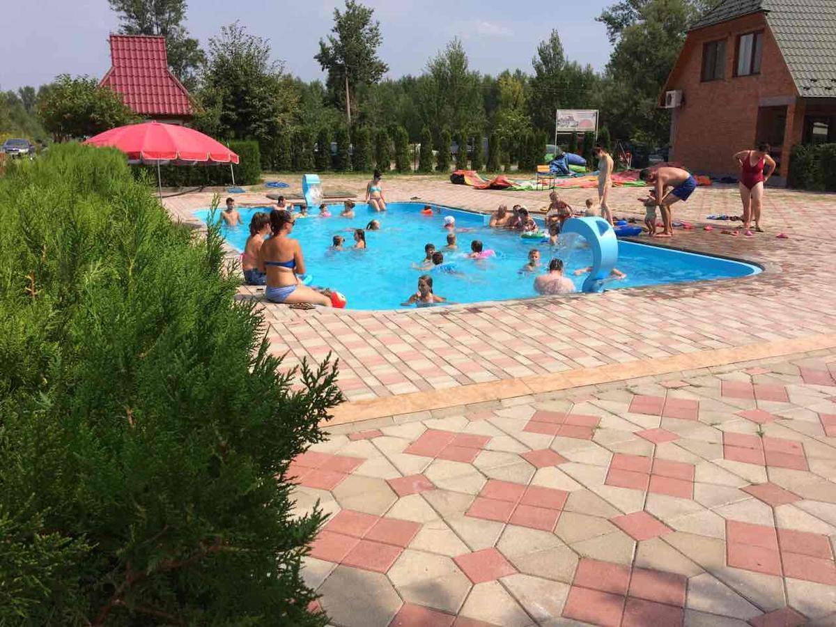 Chorna Skelya & Wellness 2* Wynohradiw